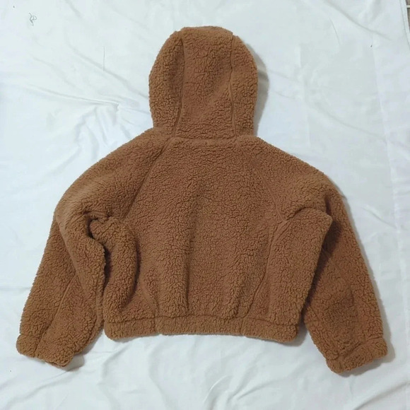 Wild Fable Faux Shearling Full Zip-Up Sweatshirt, Color Light Brown Size M/L - Picture 10 of 14